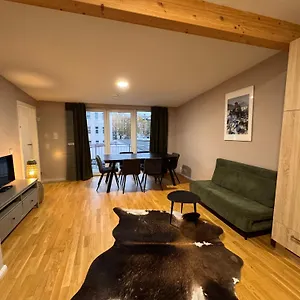  Apartment Living